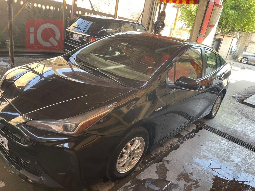 تۆیۆتا پریوس